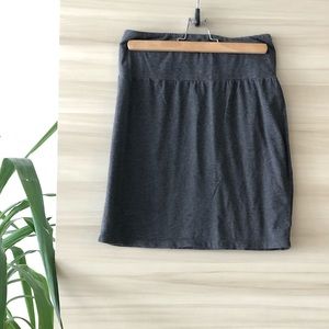 ARITZIA GREY COTTON SKIRT